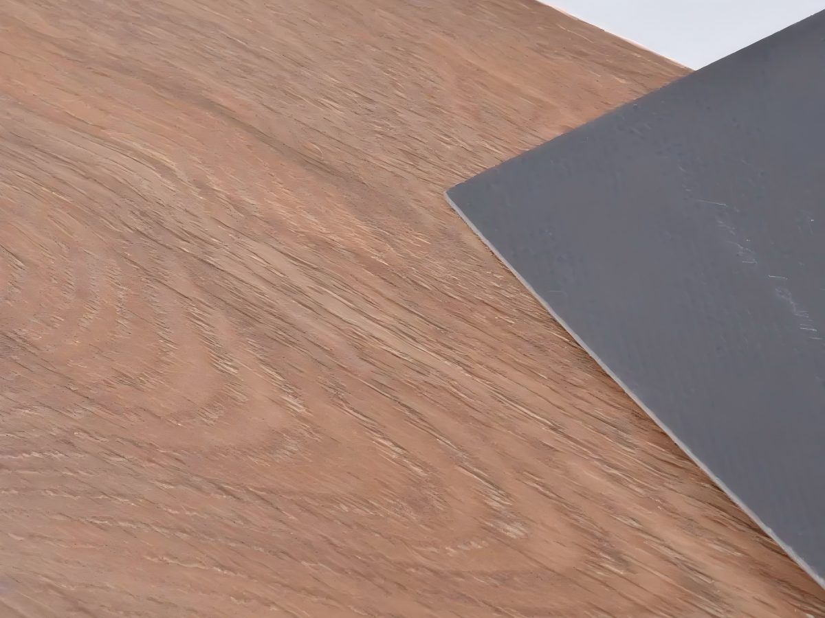 خط إنتاج أرضيات LVT عالي السرعة