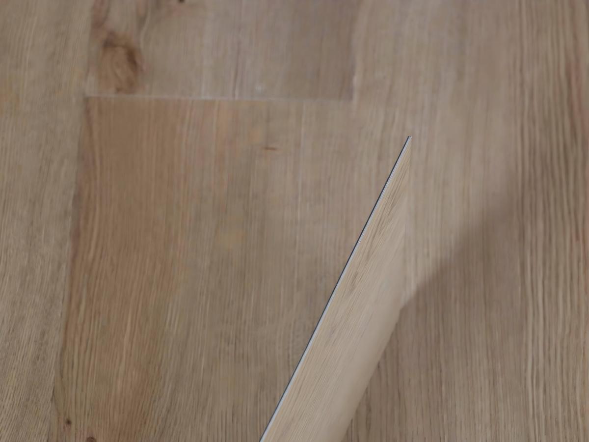 خط إنتاج أرضيات LVT مزدوجة الطبقة